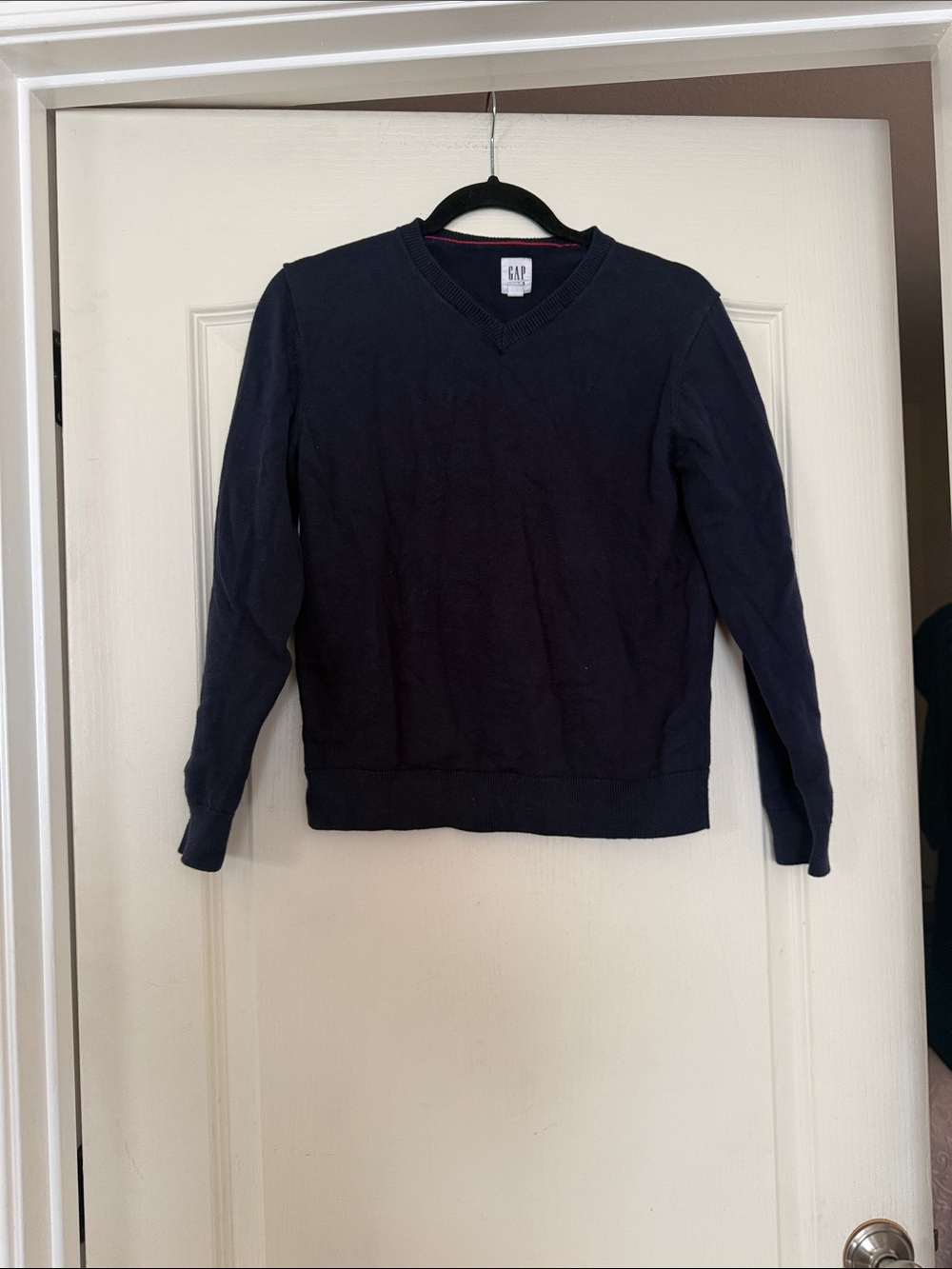 GAP Navy V-Neck Pullover Sweater